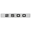 &quot;2500&quot;-Emblem auf Kotfll&uuml;gel hinten          