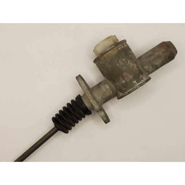 CLUTCH MASTER CYLINDER ROVER P6 2000/2200, LHD MODELS WITH SINGLE LINE BRAKES, 5/8&quot; BORE, 3/8&quot; UNF PORT
